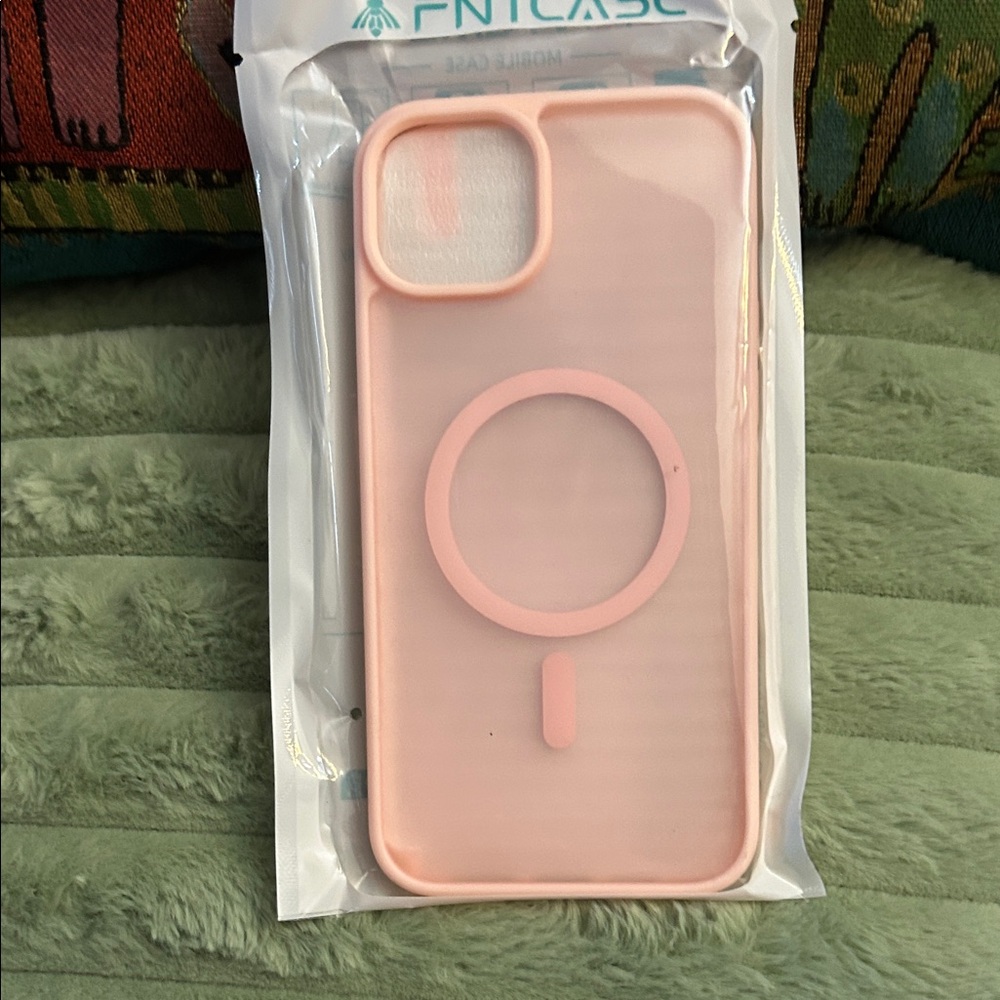 Nwt iPhone phone case / fits 14 plus & 15 plus/ new in bag/ light pink / durable